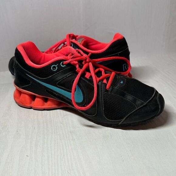 Nike Reax Run 8 Cross Training Running Shoes Black Orange Blu 599562-003 size 7. - Picture 3 of 9